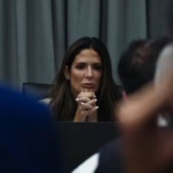 La jueza Makintach chocó contra un cesto de basura y la culpó a la prensa