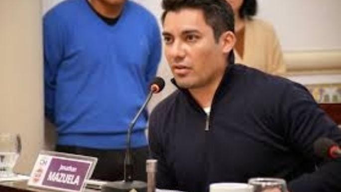 Fisura en el bloque de concejales radicales por Burgoa