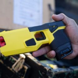El Senado aprobó el uso de pistolas Taser