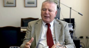 Ferreres: "El dólar debería estar en $1.815, falta devaluar 23%"