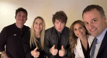 Avanza la disputa entre Karina Milei y Santiago Caputo