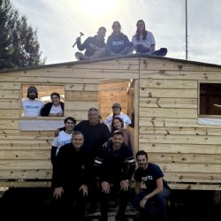 Chiqui Tapia mostró las casas de “Un Gol X Un Techo” y lo destrozaron 