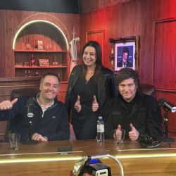 Milei calificó a los periodistas de "prostitutas"