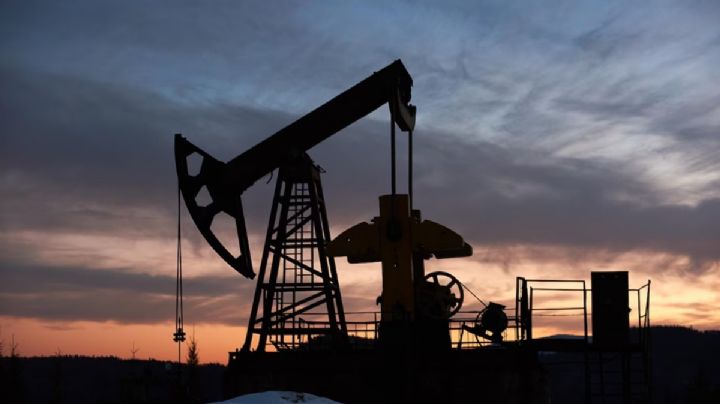 Mendoza no sale del pozo: el petróleo profundizó su caída en abril
