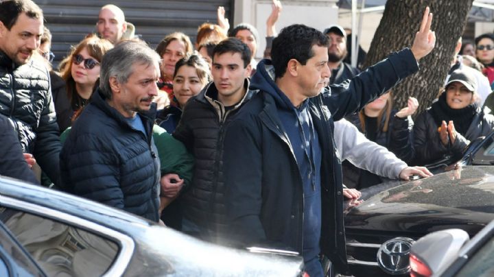 El departamento de Cristina es el punto de encuentro de la militancia K