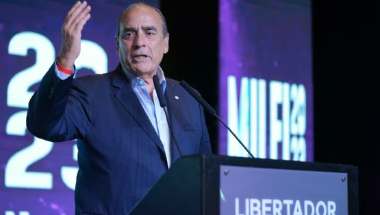 Francos defendió el veto porque "no alcanza para cubrir los aumentos"
