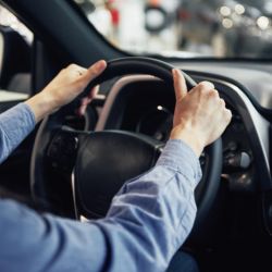 Permitirán a particulares importar vehículos 0 km en forma directa