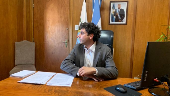 "La idea es que un privado opere el tren de cercanía"