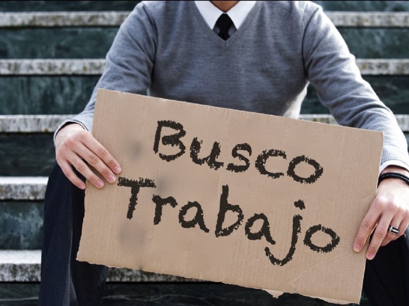 Un economista escuchado por el Gobierno advirtió por el desempleo