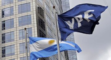 El PJ se opuso a la entrega de YPF y llamó a constituir un frente social 