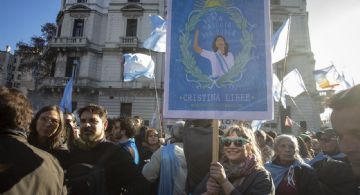 “De mis derechos políticos, ni hablemos”