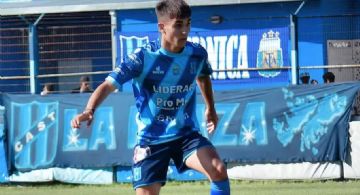 Un futbolista argentino murió durante una cirugía por una lesión en la rodilla 