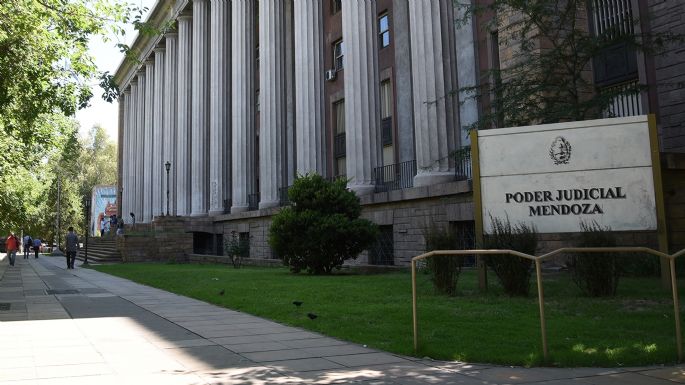 La Justicia, en la mira: avanzan dos pedidos de Jury de Enjuiciamiento en Mendoza