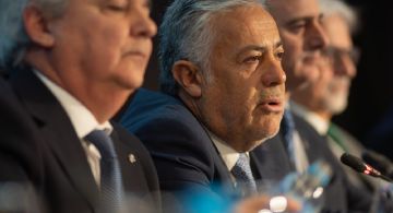 Cornejo continúa abajo en el ránking de gobernadores