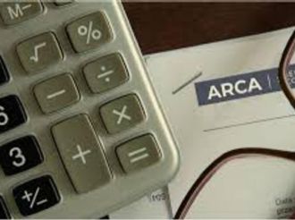 La recaudación tributaria volvió a caer en junio