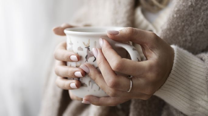Cinco consejos para mantener tus manos hidratadas en invierno 