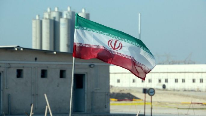 Rusia construirá ocho centrales nucleares en Irán