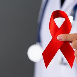 Los recortes para prevenir el sida podrían causar 4 millones de muertes adicionales en EEUU 