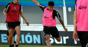 Central Córdoba recibe a Cerro Largo de Uruguay