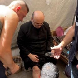 Israel bombardeó una Iglesia católica en Gaza y un cura argentino fue herido