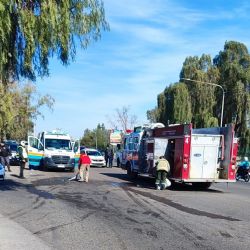 Tuvo una baja de presión mientras manejaba y chocó de frente con otro auto 