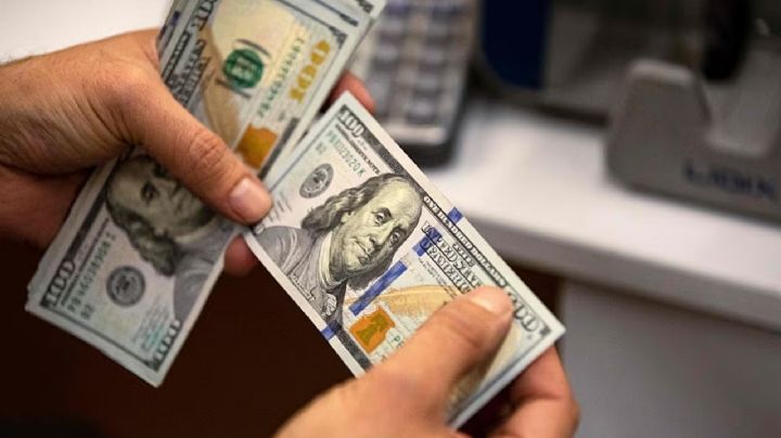El blue sigue subiendo, superó los $ 1.300