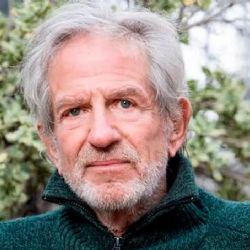 Pablo Alarcón se descompensó mientras manejaba y provocó un choque múltiple 