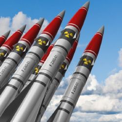 Estados Unidos desplegó armas nucleares en Reino Unido 