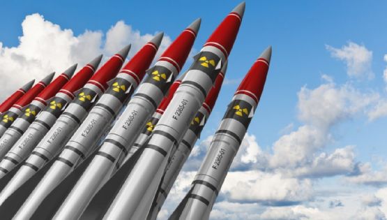 Estados Unidos desplegó armas nucleares en Reino Unido 