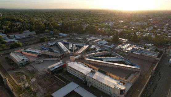 Presentaron un proyecto para prohibir celulares en cárceles