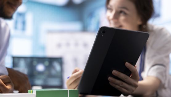 Impulsan una reforma educativa que incluye la IA 