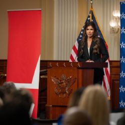 Milei recibirá a la secretaria de Seguridad Nacional de Estados Unidos