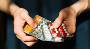 El riesgo de automedicarse y usar mal los antibióticos