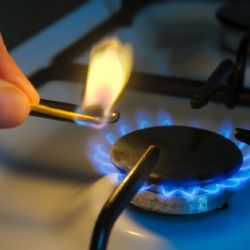 Aumentan un impuesto para financiar subsidios al gas en zonas frías