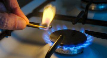 Oficial, un solo organismo controlará la luz y el gas