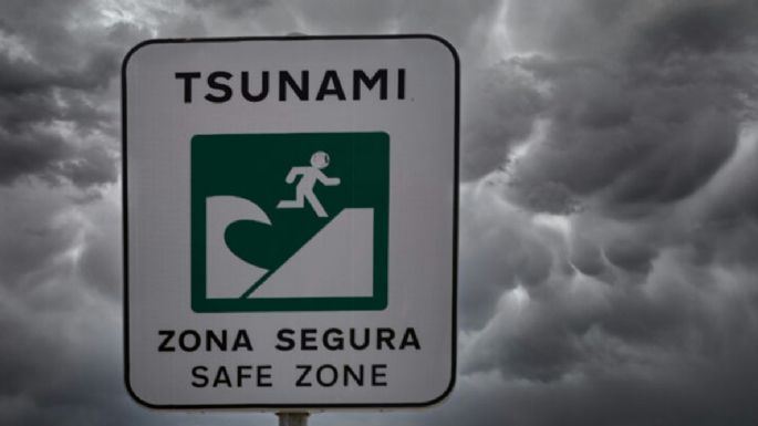 Chile dispuso alerta roja por tsunami en varias localidades costeras 