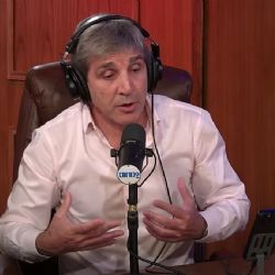 Economía bajo presión electoral: Caputo busca financiamiento