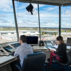 Controladores aéreos anunciaron paros escalonados a partir del 22 de agosto