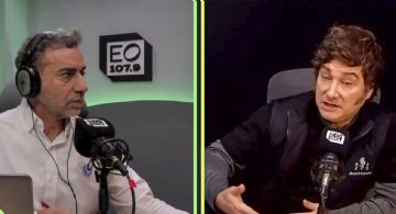 Milei acusó a los gobernadores de querer destruirlo