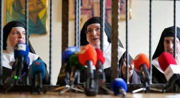 Nueve monjas se revelaron ante el Vaticano y se “atrincheraron” en un convento