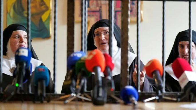 Nueve monjas se revelaron ante el Vaticano y se “atrincheraron” en un convento