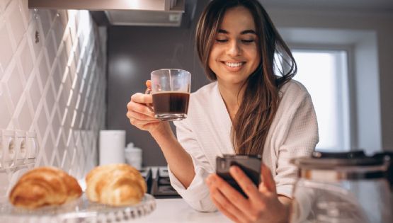Un café por la mañana te hace feliz: la ciencia lo confirma