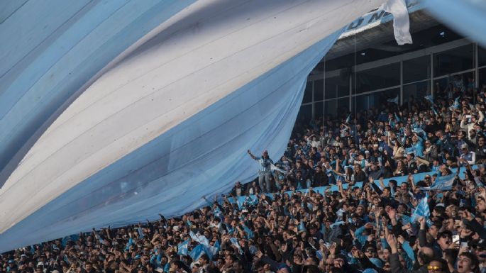 Racing recibe a Peñarol con la obligación de ganar