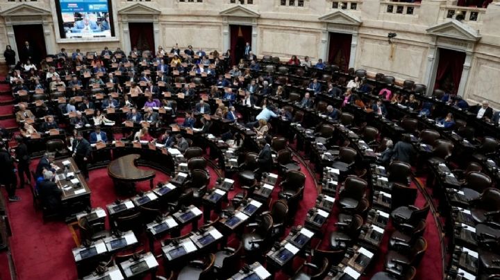 La oposición rechazó el veto presidencial al aumento a jubilados