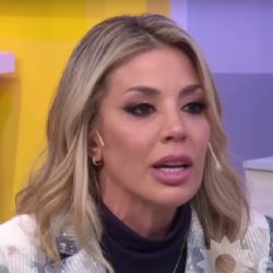 Virginia Gallardo se quebró al despedirse de la TV y le respondió a José Mayans 