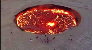Así se "creó" esta impresionante puerta del infierno