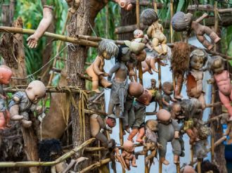 La perturbadora historia de la isla de las muñecas