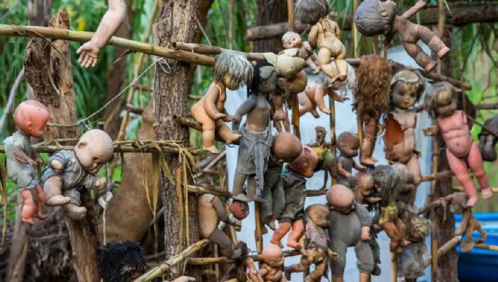 La perturbadora historia de la isla de las muñecas