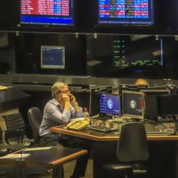 Bonos en baja y Riesgo País arriba de 1.100 puntos