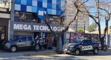 Ordenan la captura internacional del dueño de Megatecnología